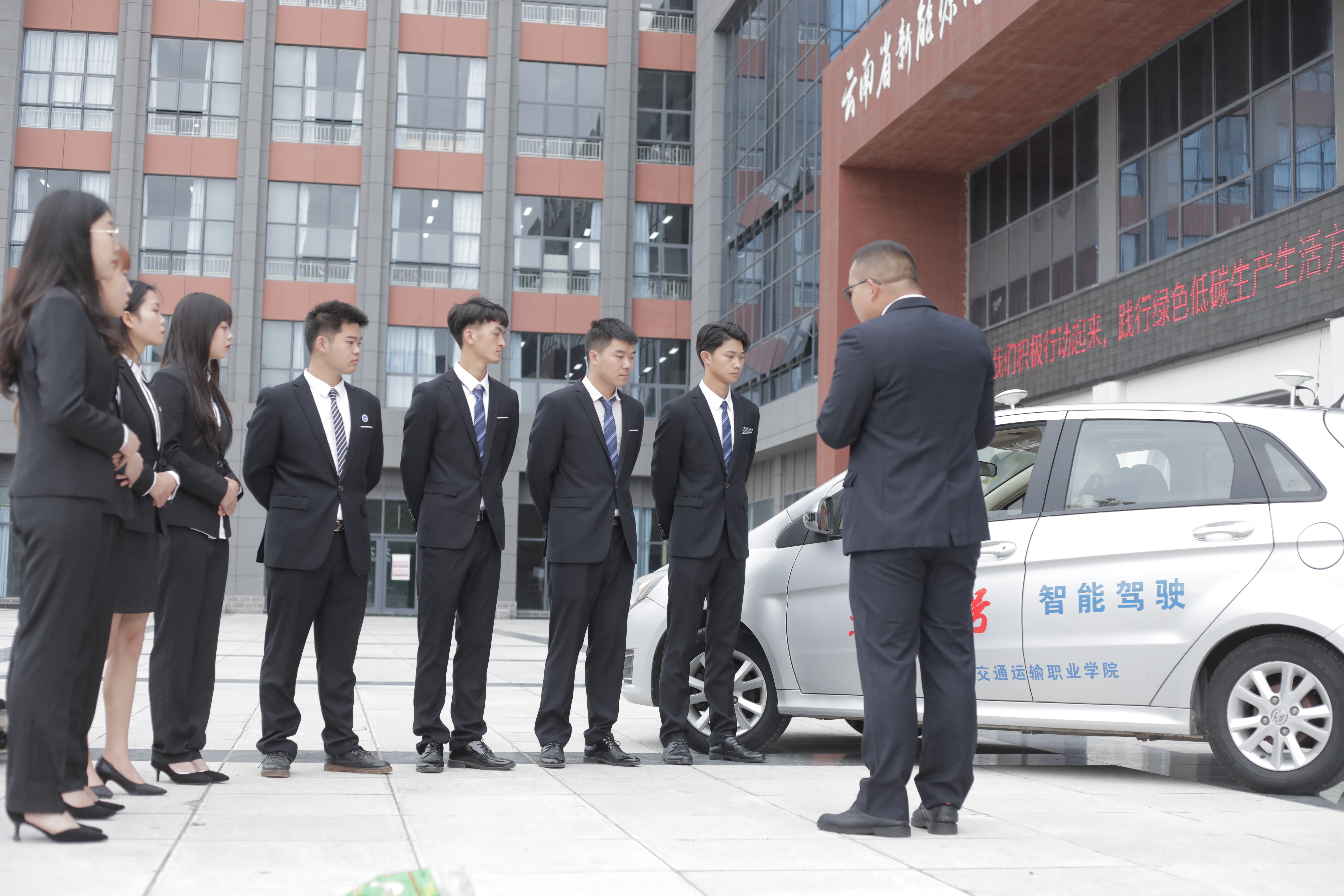 新组建不过3年，新生就扩招12倍，这什么神仙学校啊？