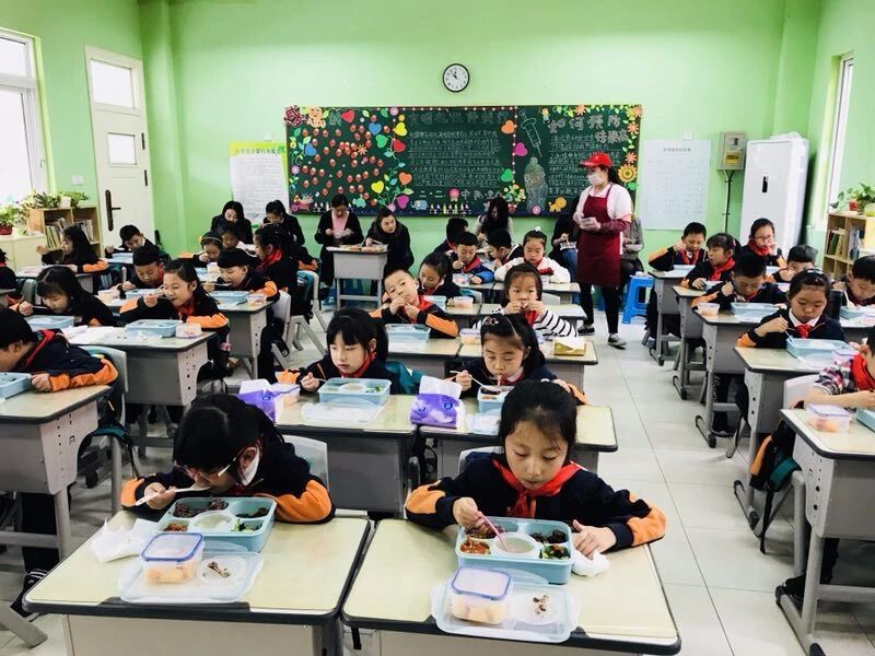 南京这所九年一贯制名校藏着“全国第一品牌”