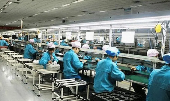 为了就业率，有些职校把学生实习做成了生意