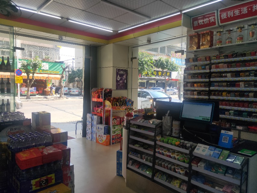日营业额3000的便利店,你们觉得赚钱吗？？？
