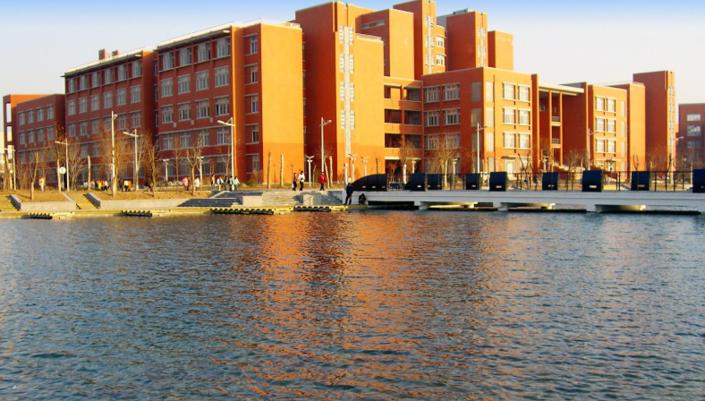 河南“改名”很成功的高校，校名看着像211，实则是专科院校