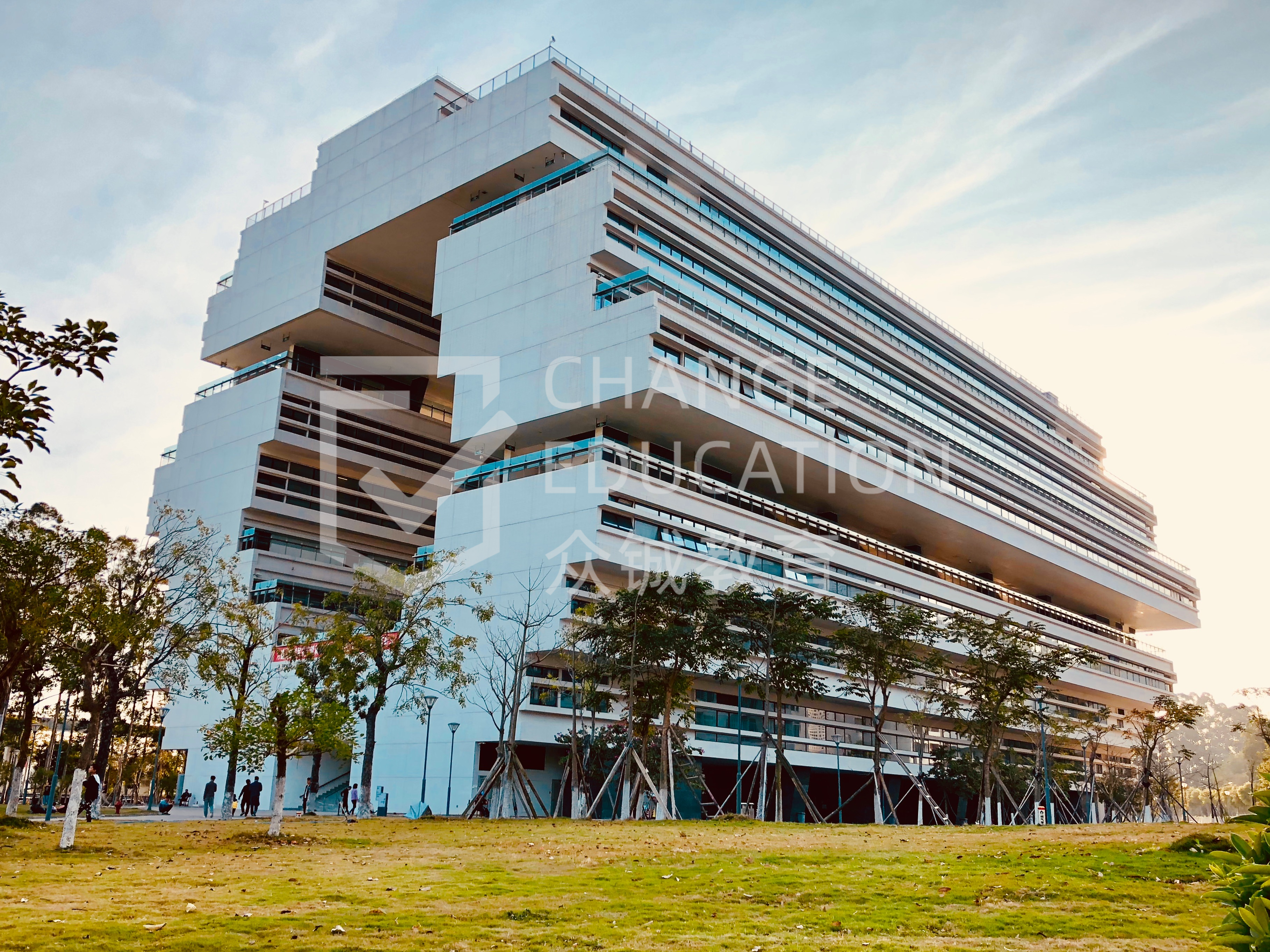 成人高考选什么学校和专业？看这一篇就够了