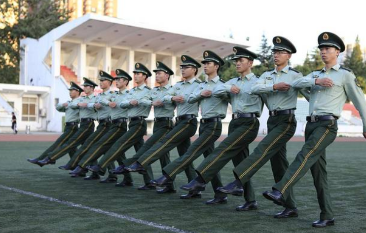这4所军校录取分数不高，毕业后直接端起铁饭碗，考上就是赚到