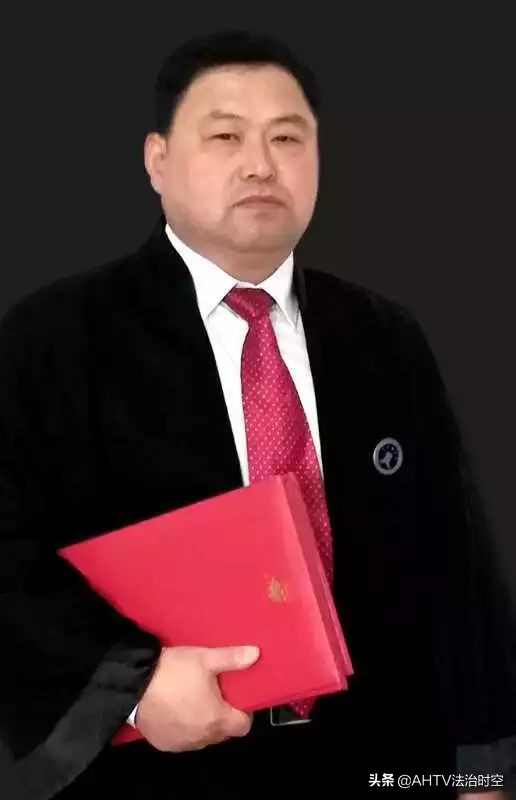 《有请大律师》丨儿子强迫离婚的父亲复婚，是否违法？