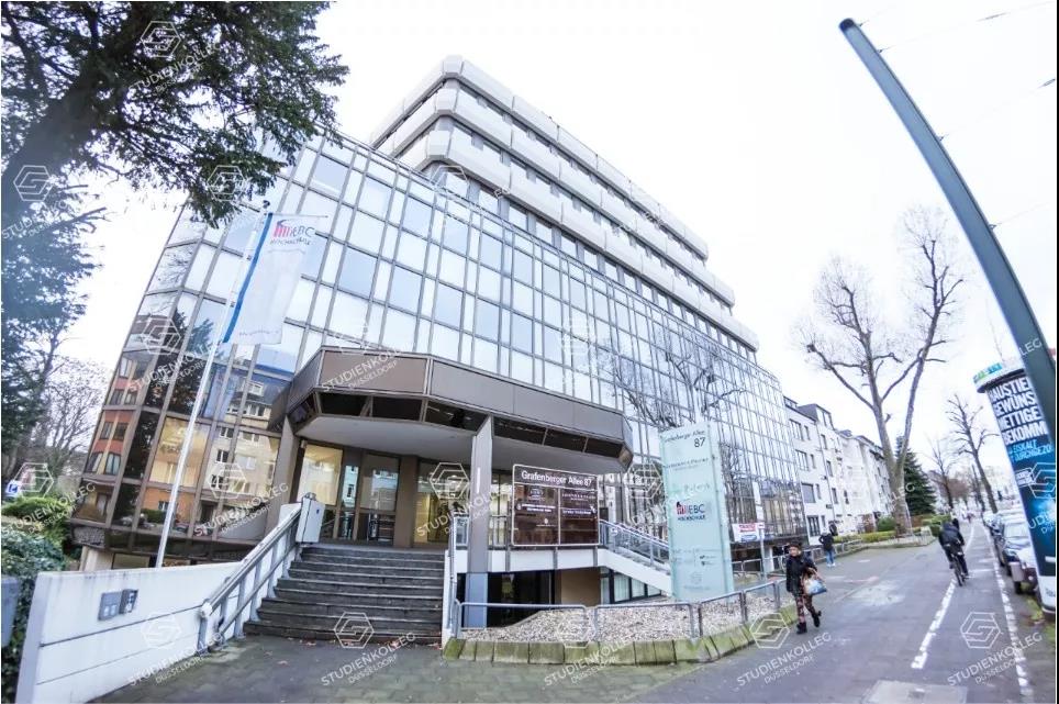 最地道的德语学习在德国~ 杜塞语言班，考试直通车