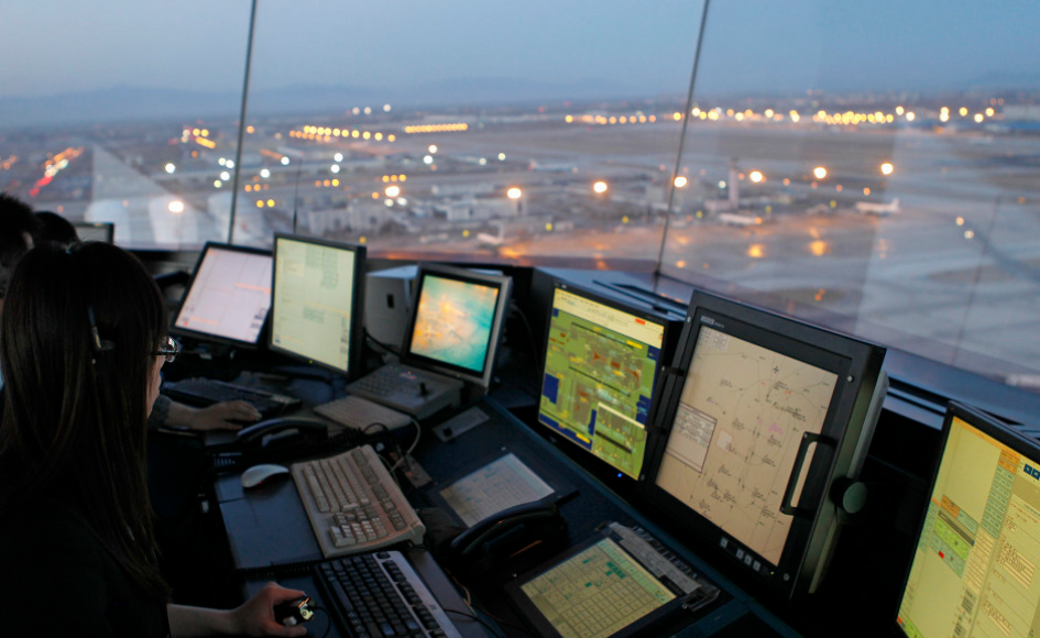 机身成三截，108人遇难，1992年南京机场7.31坠机案始末