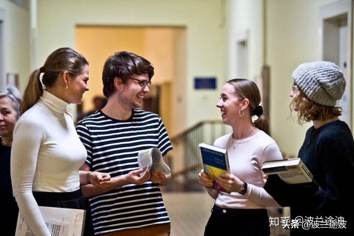 捷克留学 查理大学专业设置与申请解读