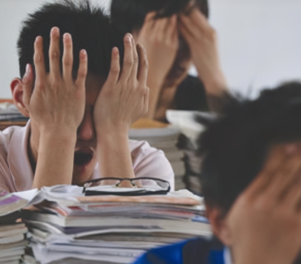 高考复读政策2021（2021年高中将不再接受复读生）