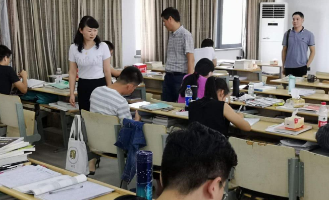 “专科毕业”到底算不算大学生？现实虽然残酷，但尽早认清的也好