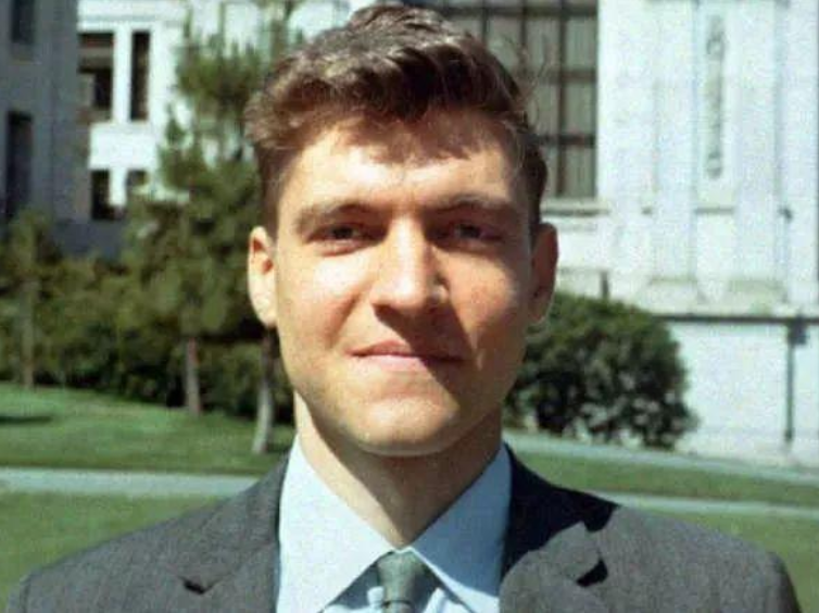 天才少年16岁进哈佛，却成美国高智商杀手，源于政府一次实验？