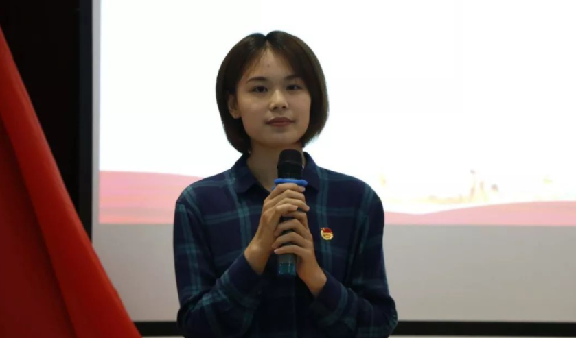 新生即将踏入大学校园，自我介绍很重要，社恐的学子看过来