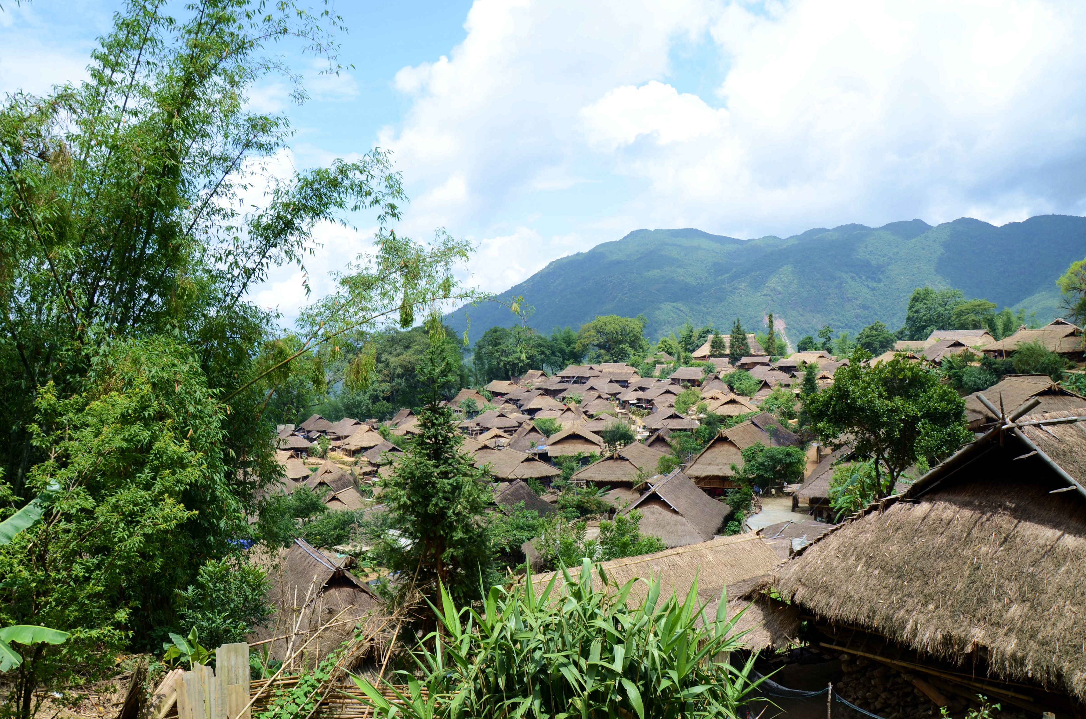云南翁丁古寨,云南翁丁古寨图片_大山谷图库