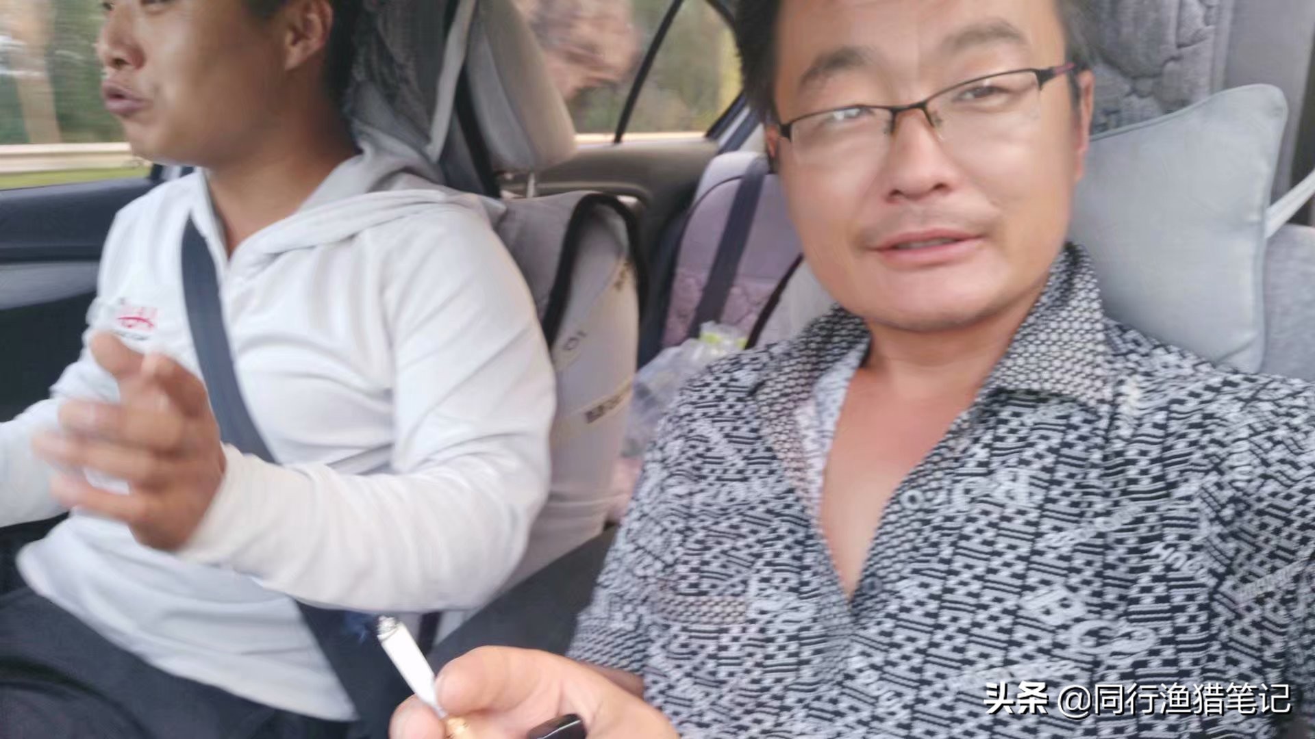 开了渔具店才知道，最先不敢来买货的是所谓的朋友，有的躲着走