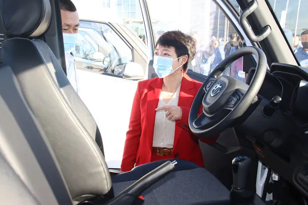 安全效能提升下的中卡能否再成“香饽饽”</p><p>　　 卡车之友网