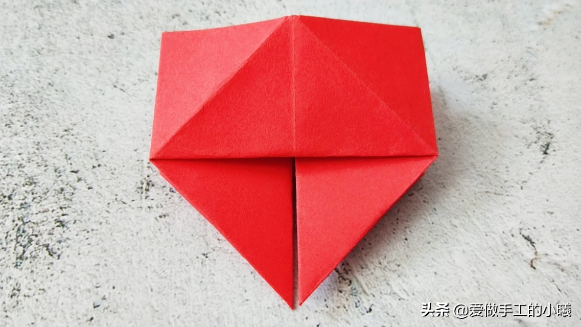 折纸教程：折个简单易学的状元帽，愿大家取得理想成绩