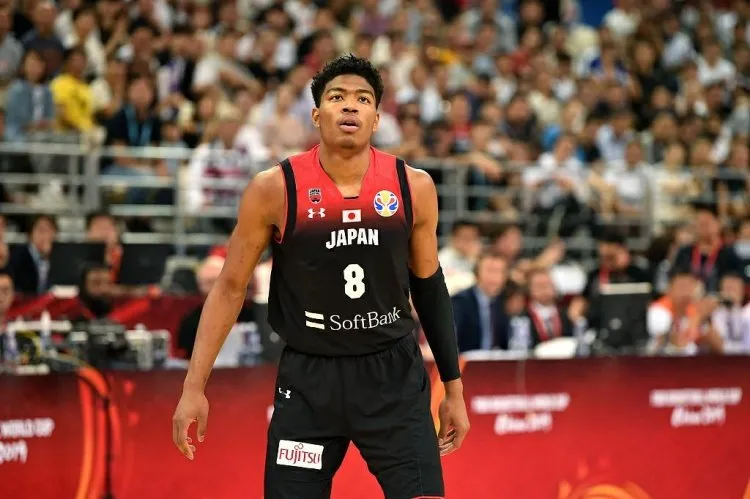 日本的nba选手有哪些(奥运会日本男篮12人名单！八村塁领衔，还有3名归化球员)