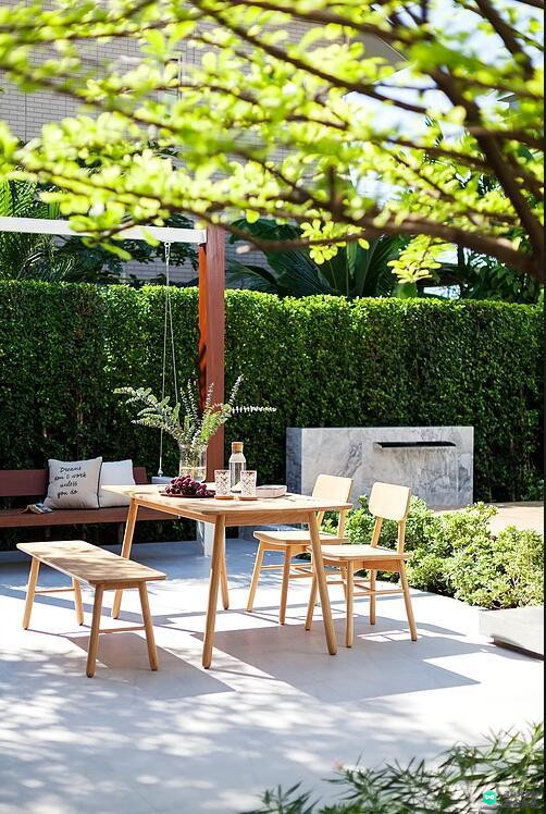 长方形小院如何布局?别墅一楼97㎡私家庭院,让人每天都元气满满