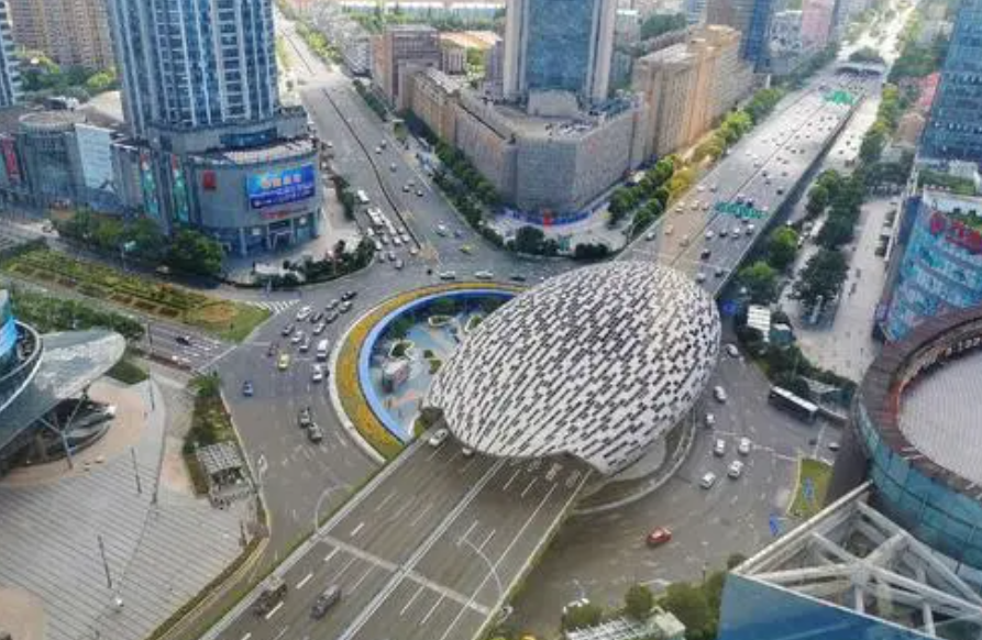 北大也有学生卖猪肉，这所211毕业生被疯抢，它凭什么这么牛？