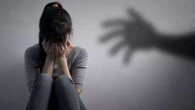 危害、原因及惩治的方式，从“校霸”强迫9名女中学生交往说起