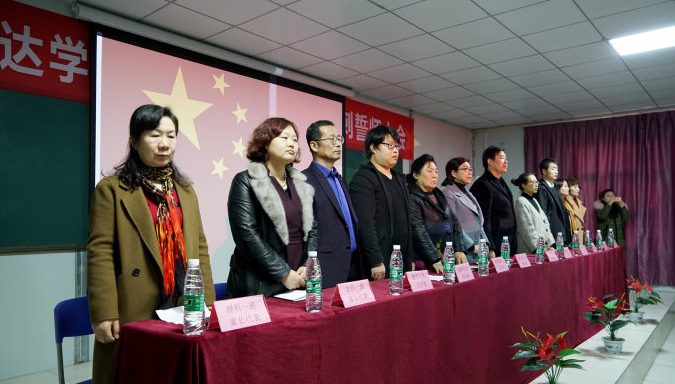 家长鸡娃，学生内卷，资本胁迫！44年下来，中国高考还公平么？