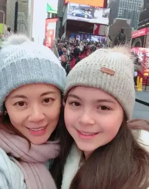 徐明近况 【徐明和姜丰生活照】 - 行业资讯 - 八方所知