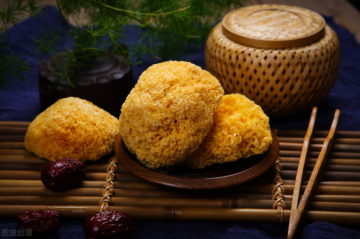 银耳汤熬多久合适（银耳炖久了还有营养吗）