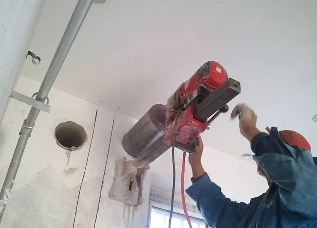 墙壁钻孔多少钱(墙上打孔不要随便打) - 价格百科