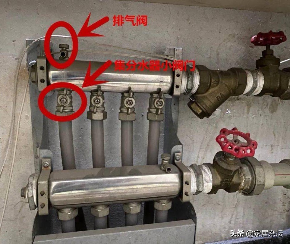 集中供热都是通过供水和回水,也就是我们家中暖气系统中的热水循环来