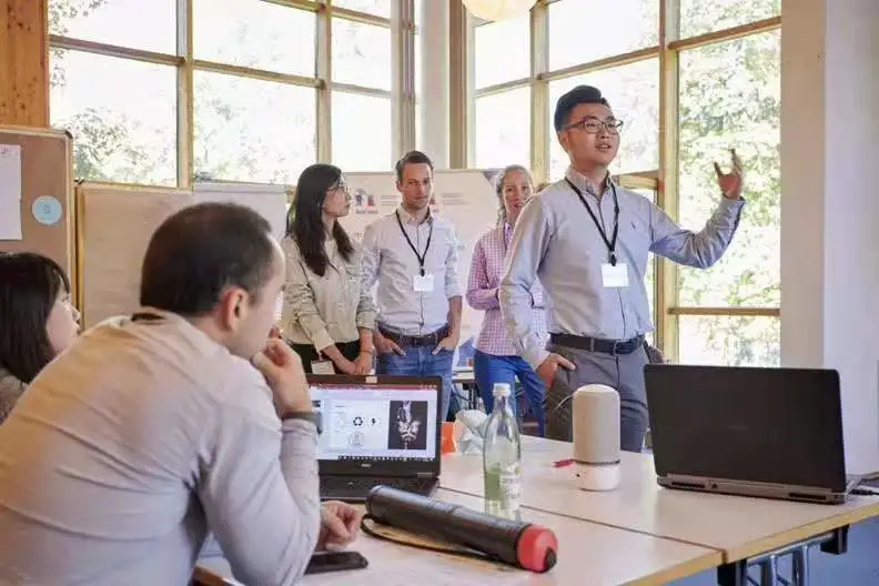 湖南“超强”学霸：直博名校，入选华为“顶尖”计划，多次被人民日报等聚焦！