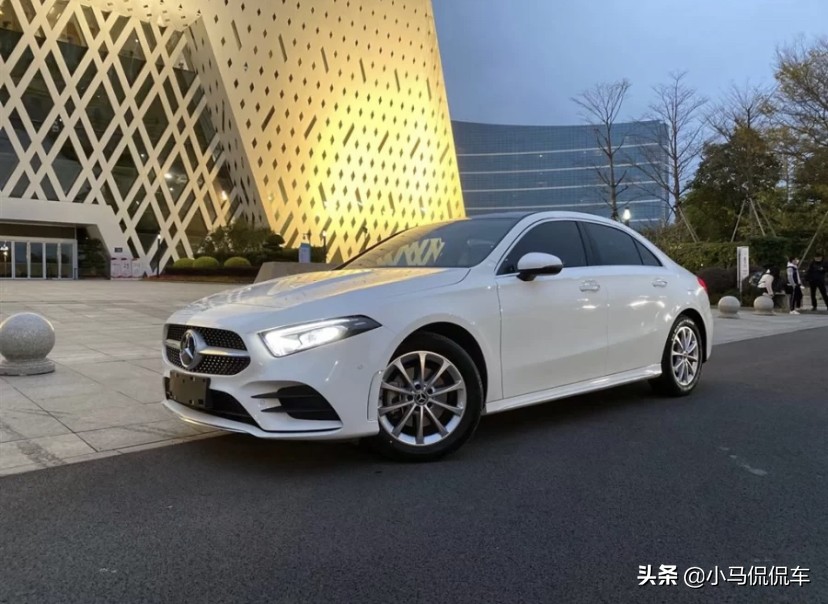 颜值就是正义，落地25万入手奔驰A级，小仙女的爱，直男们不懂