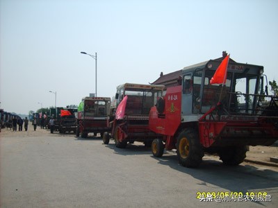 跨區(qū)機收是我國農機化一道永遠亮麗的風景
