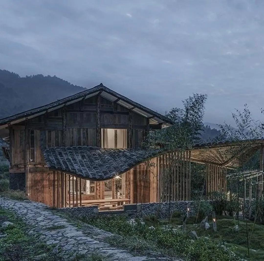 五本百万字以上火爆连载小说，剧情精彩，文笔老辣，书荒不可错过