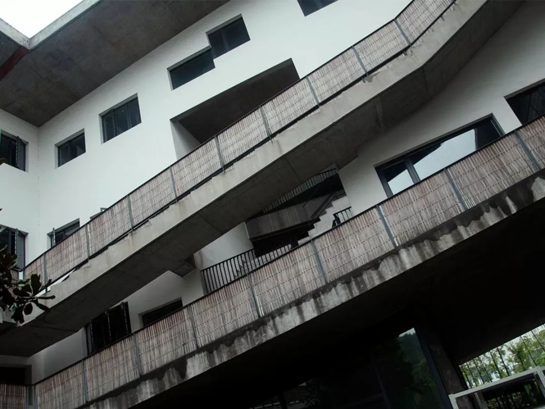 大学校园的一朵奇葩：中国美院象山校区，国内著名的网红校园