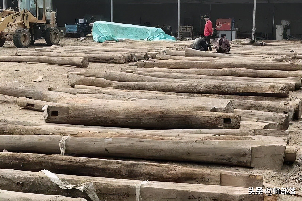 废木头回收多少钱一斤有人花钱在农村专门收购旧木头