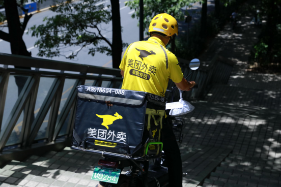 闷声发大财？“外卖包工头”送一单只赚4毛5，却年入20亿