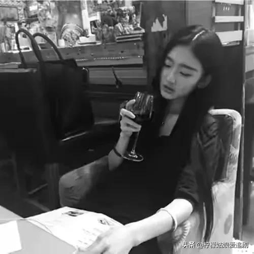 专业第一名，签约嘉行传媒，这个富二代有点演技