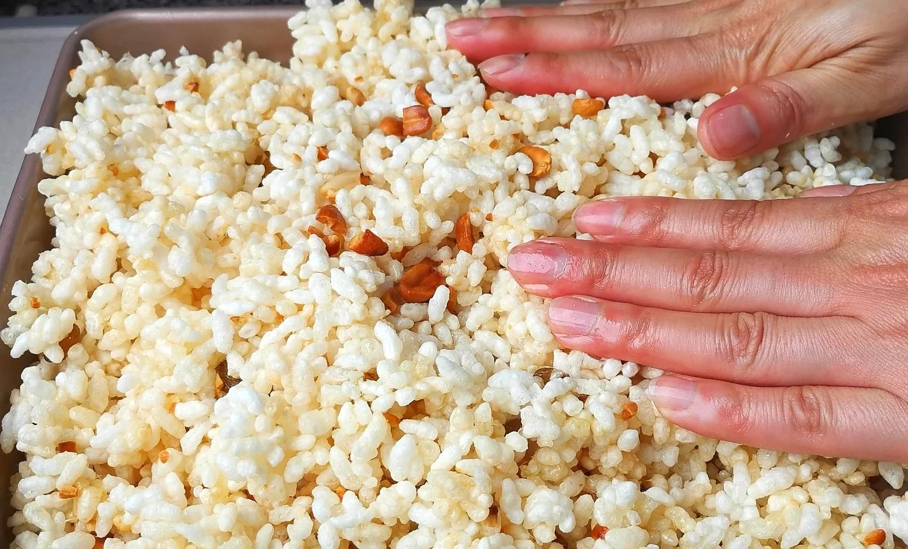 大米炸米花的做法(简单4步轻松做成福建的炸米花糖)