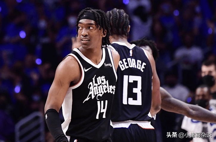 nba快船为什么被掘金逆转(快船为何能逆转25分？泰伦卢的2个调整至关重要，他比老里强太多)