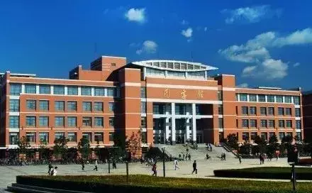 @准大学生：河南高校图书馆颜值大比拼，你家学校上榜了吗？