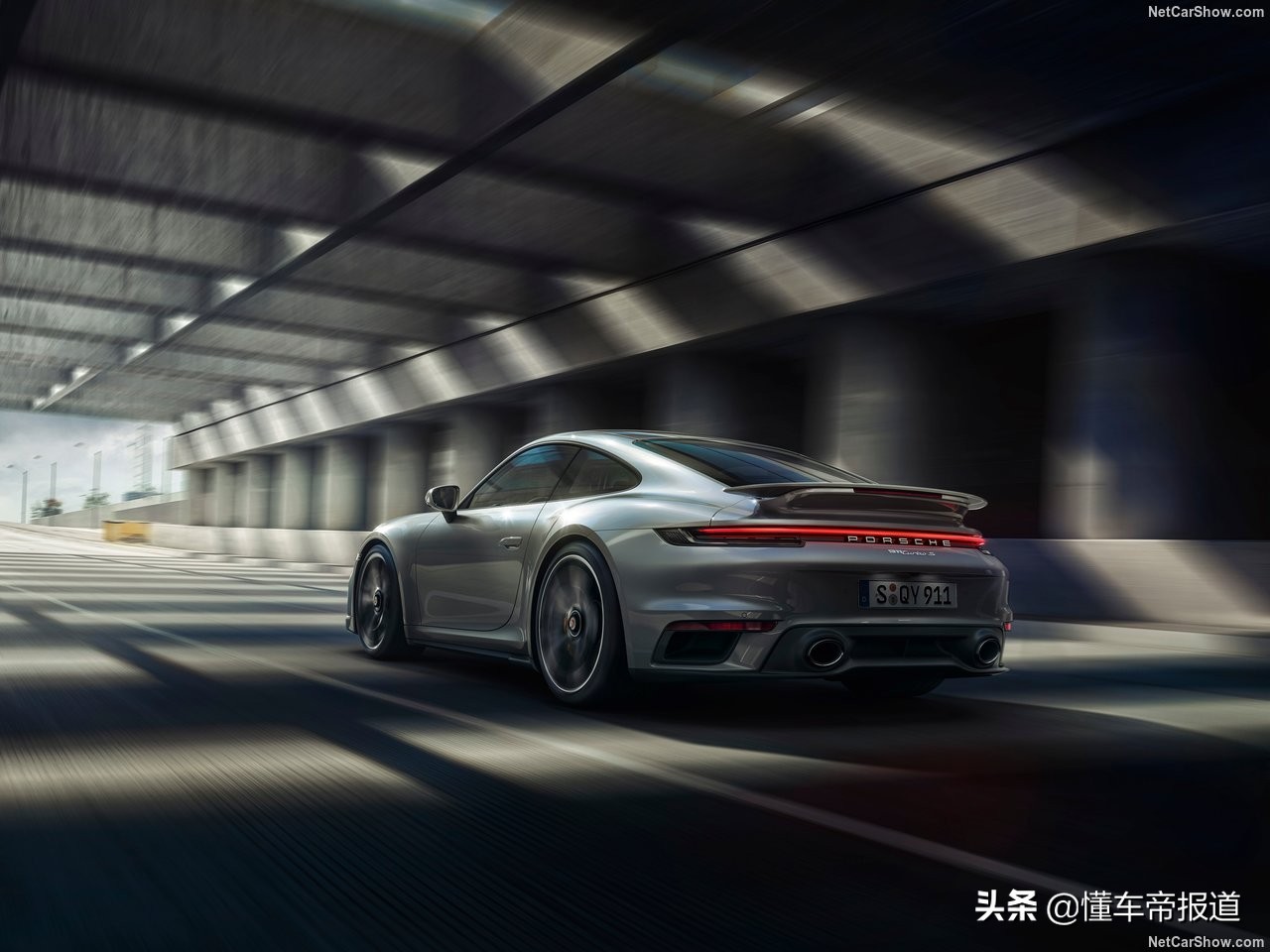 疯狂的“青蛙”！保时捷911 Turbo S新车解析 