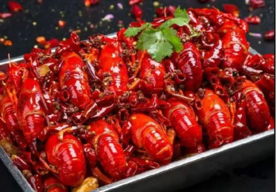 四川神仙高校：超20个食堂，宿舍三室一厅，有专属地铁站！网友：五星级体验！