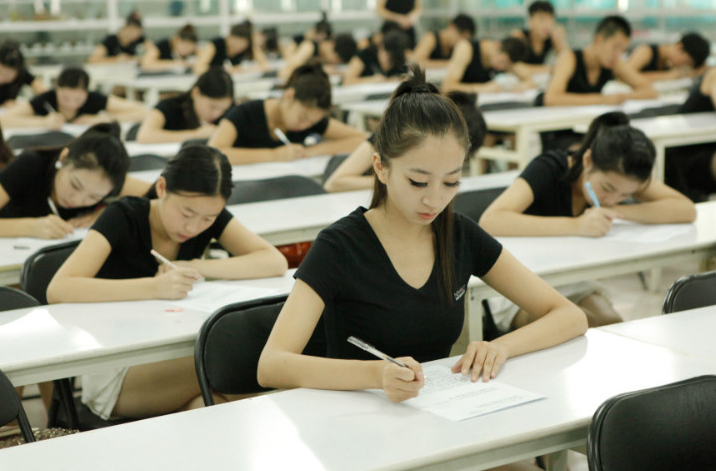 女生学习“这些”专业，在未来10年都会很“吃香”，家长可收藏