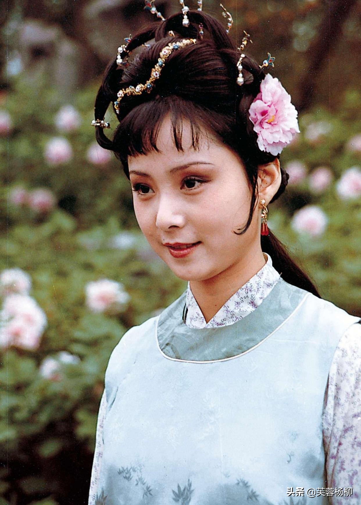 87《红楼梦》剧组"四大美女",个个貌美如花,黛钗凤都望尘莫及