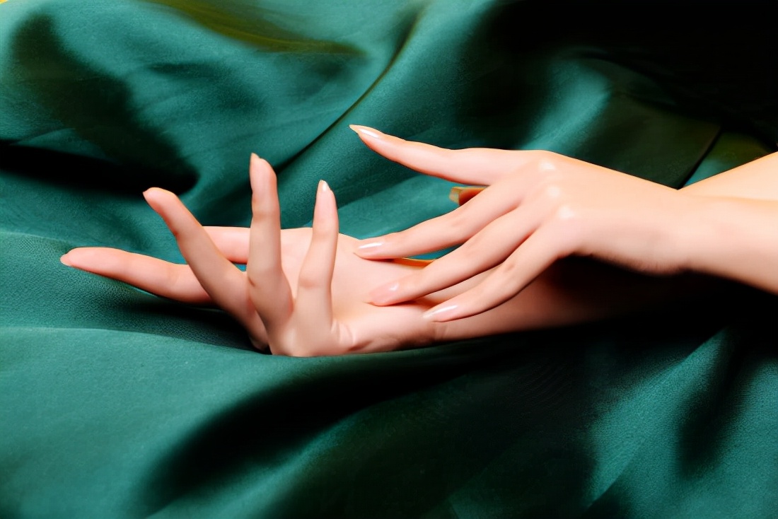 符合6个条件才可以当手模,你可以吗?