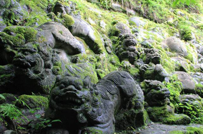 大理劍川滿賢林千獅山風景旅遊區是國家aaa級旅遊景區,劍川滿賢林千