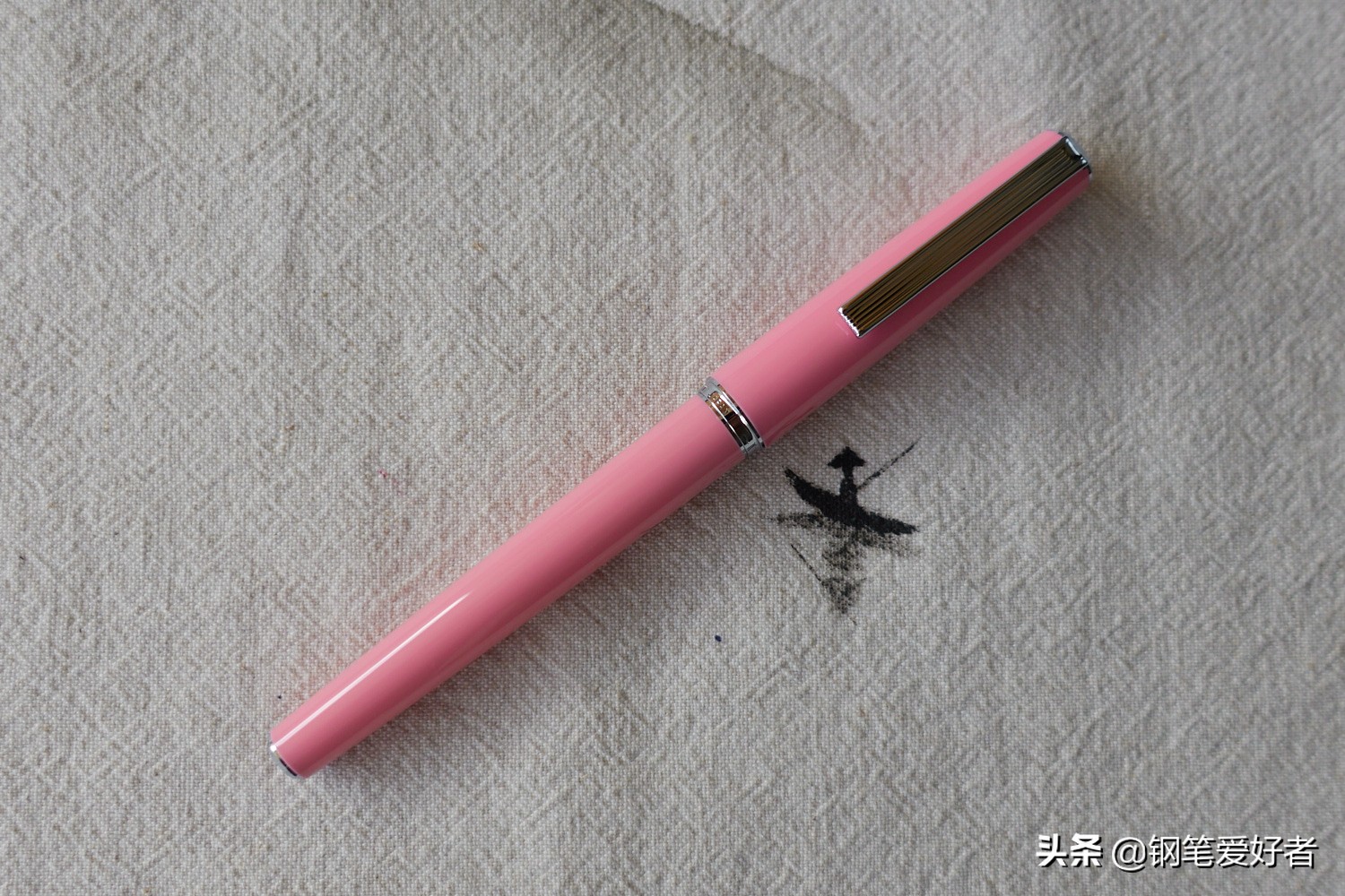 写乐钢笔怎么样（写乐0501钢笔练字实测）
