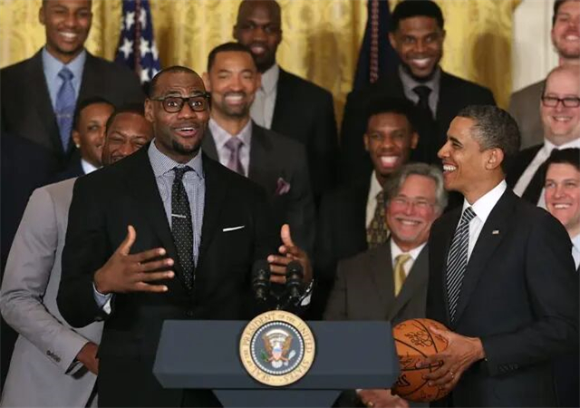 为什么nba老板给乔丹面子(NBA复赛隐情曝光！乔丹去摆平老板，另有一高人幕后指点詹姆斯)