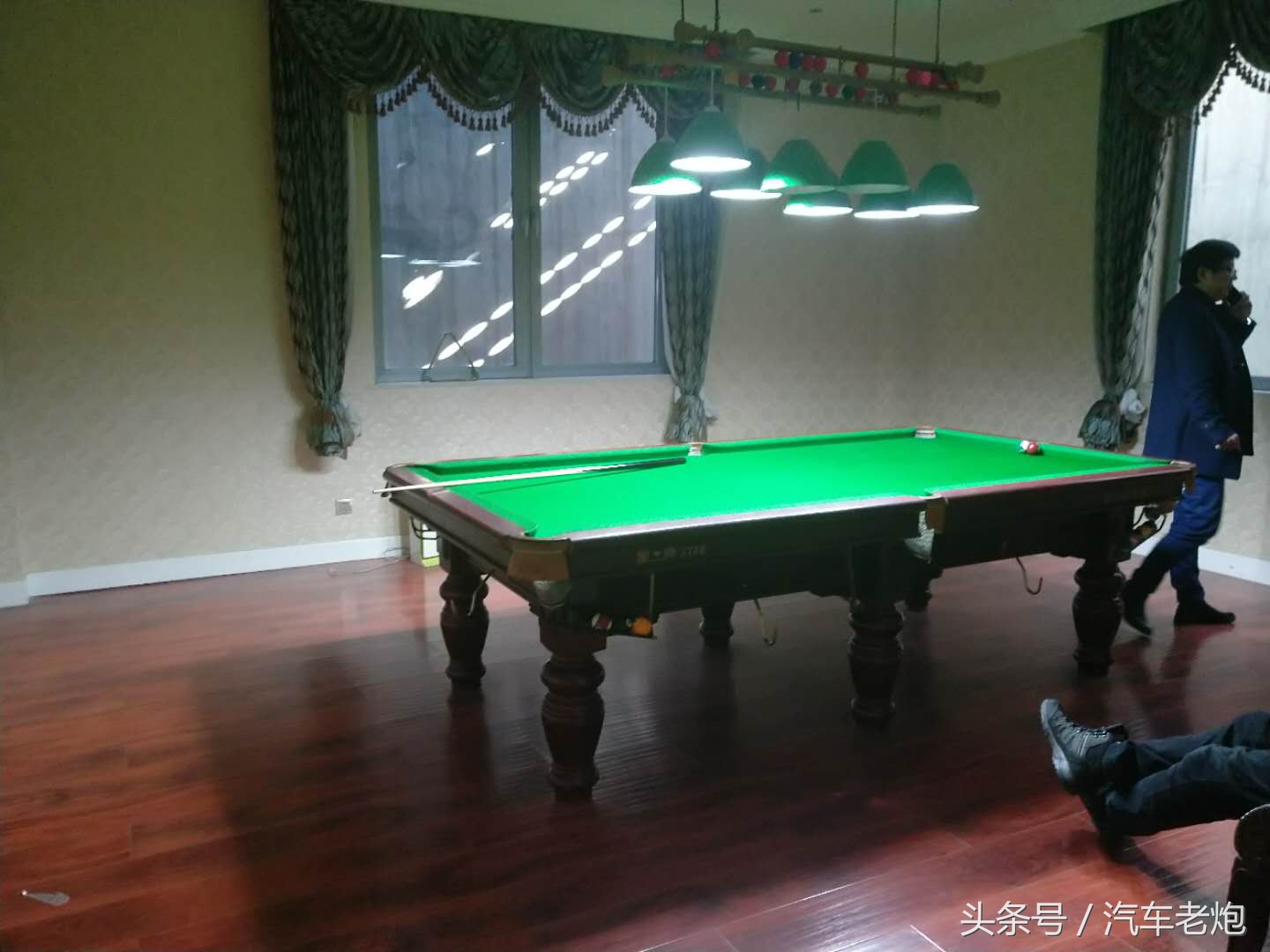 和想象的不一样！汽车老炮全方位体验奥迪4S店