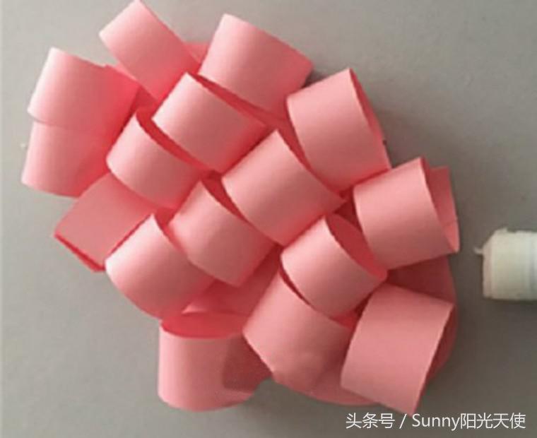 幼儿园手工——卷纸筒与彩纸，做出可爱毛毛虫与风信子（附教程）