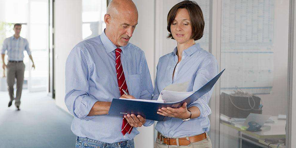 买保险，找谁更靠谱？保险代理人还是经纪人？